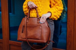 Comment choisir un sac à main femme tendance et pratique ?